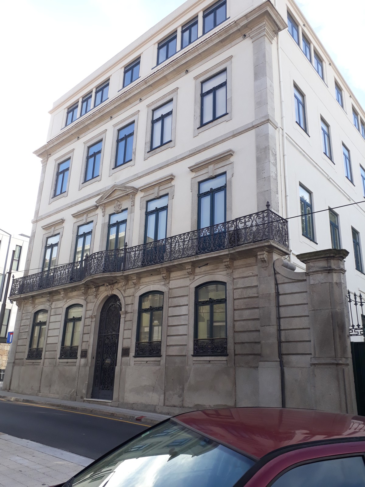 Álvaro Portela reconverte património familiar que já foi da farmacêutica Bial