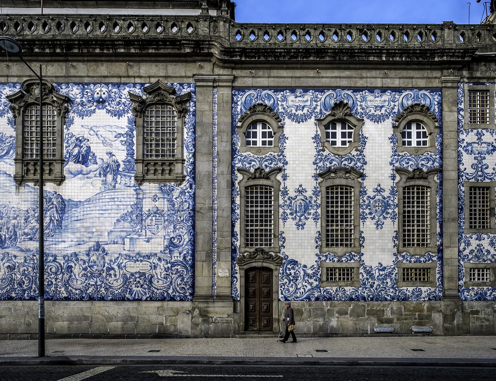 Las paredes cubiertas por azulejos son típicas del país / Max Pixel Las paredes cubiertas por azulejos son típicas del país / Max Pixel