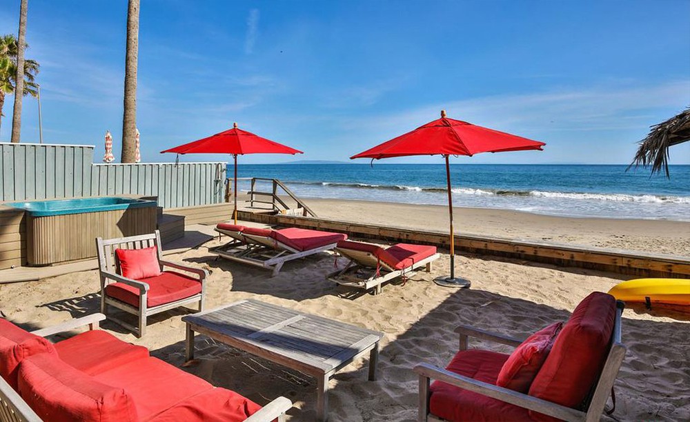 Está a 10 passos da praia