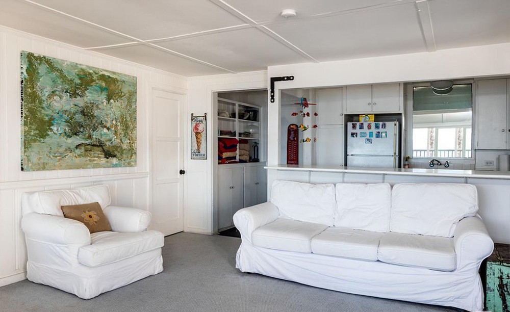 O desenho tem o branco como bandeira