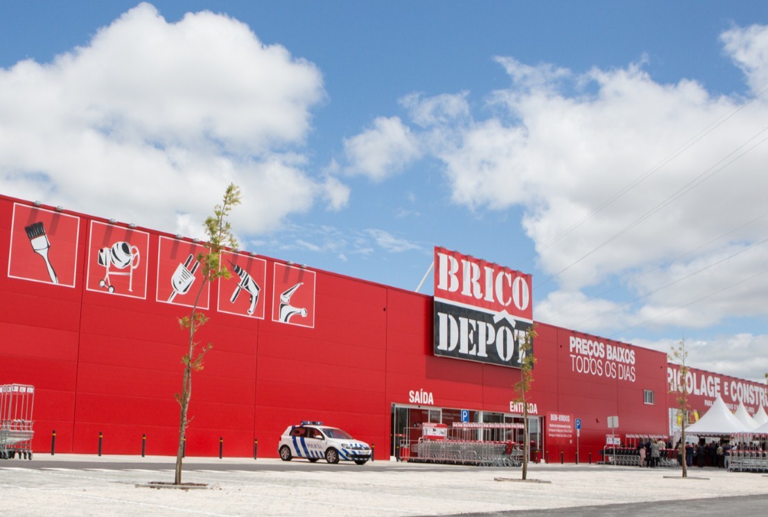 Brico Depôt vai fechar lojas de Loures, Gaia e Sintra e sair de Portugal