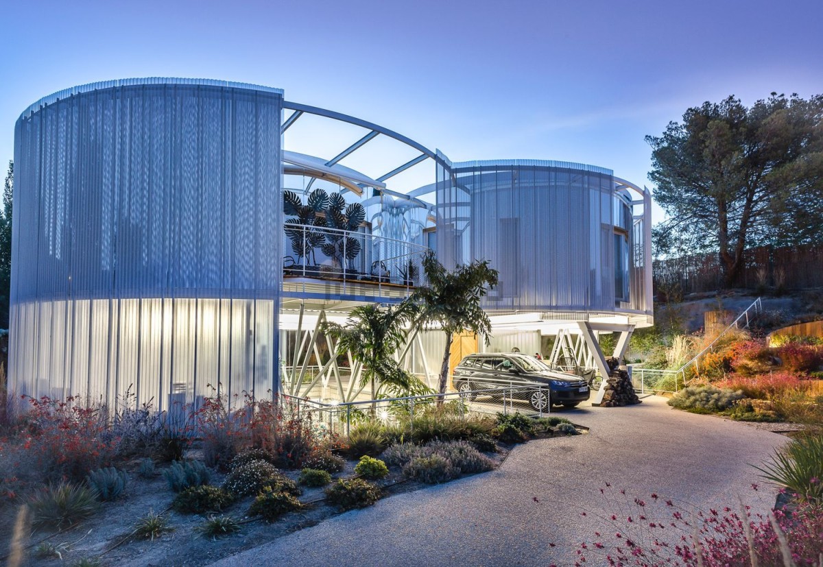 O exterior da mansão