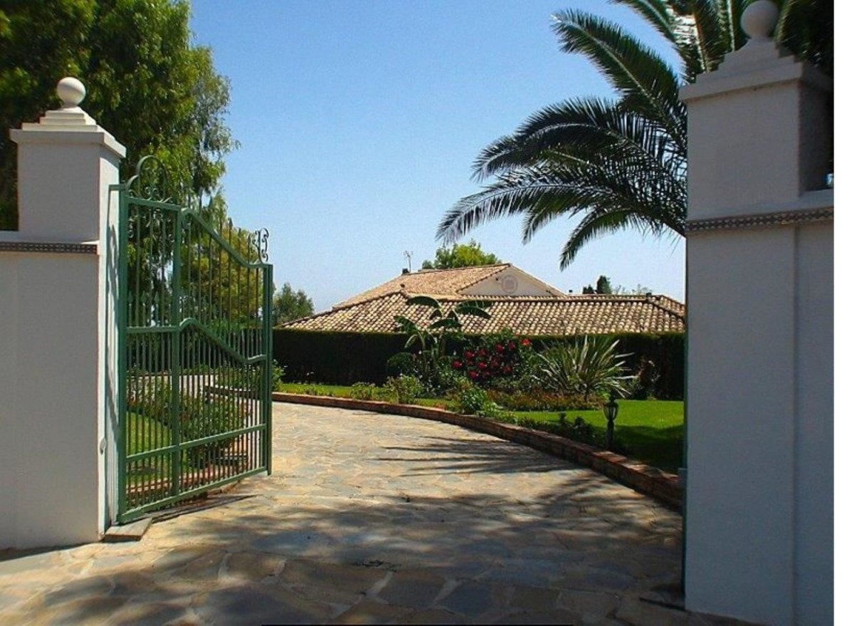 A entrada na propriedade A entrada na propriedade