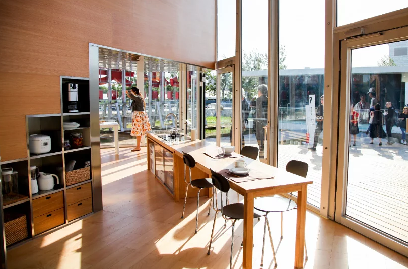 Uma caixa de madeira como quarto: uma solução de habitação pensada para Shanghai