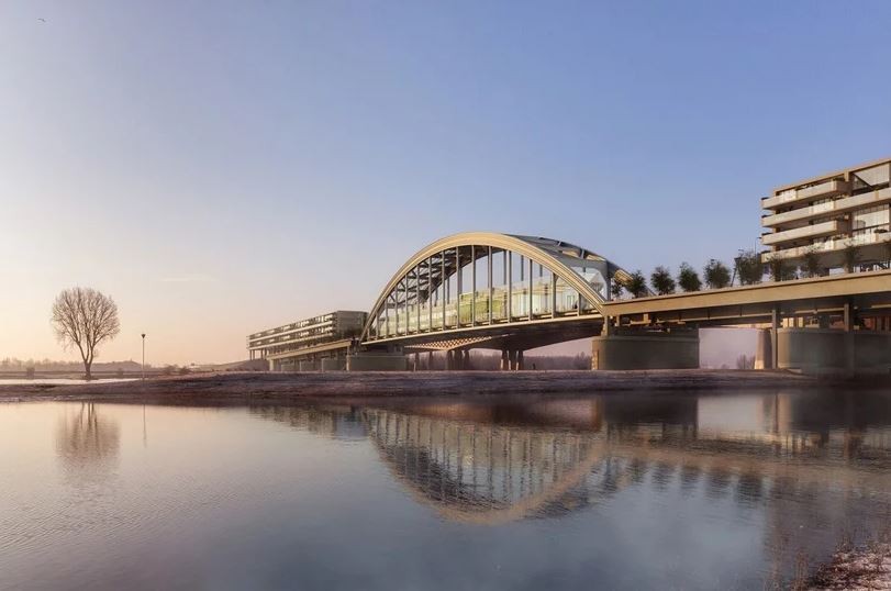 A antiga ponte Lekburg liga as duas margens do rio Lek A antiga ponte Lekburg liga as duas margens do rio Lek