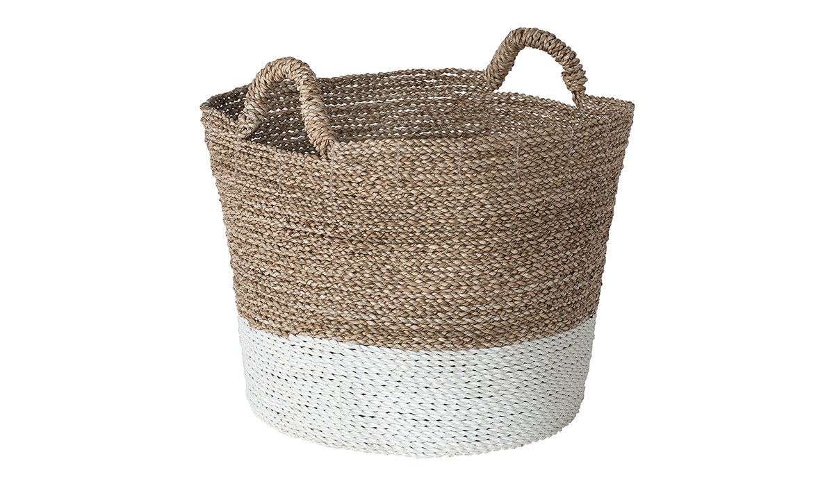 3 – Um cesto para guardar roupa