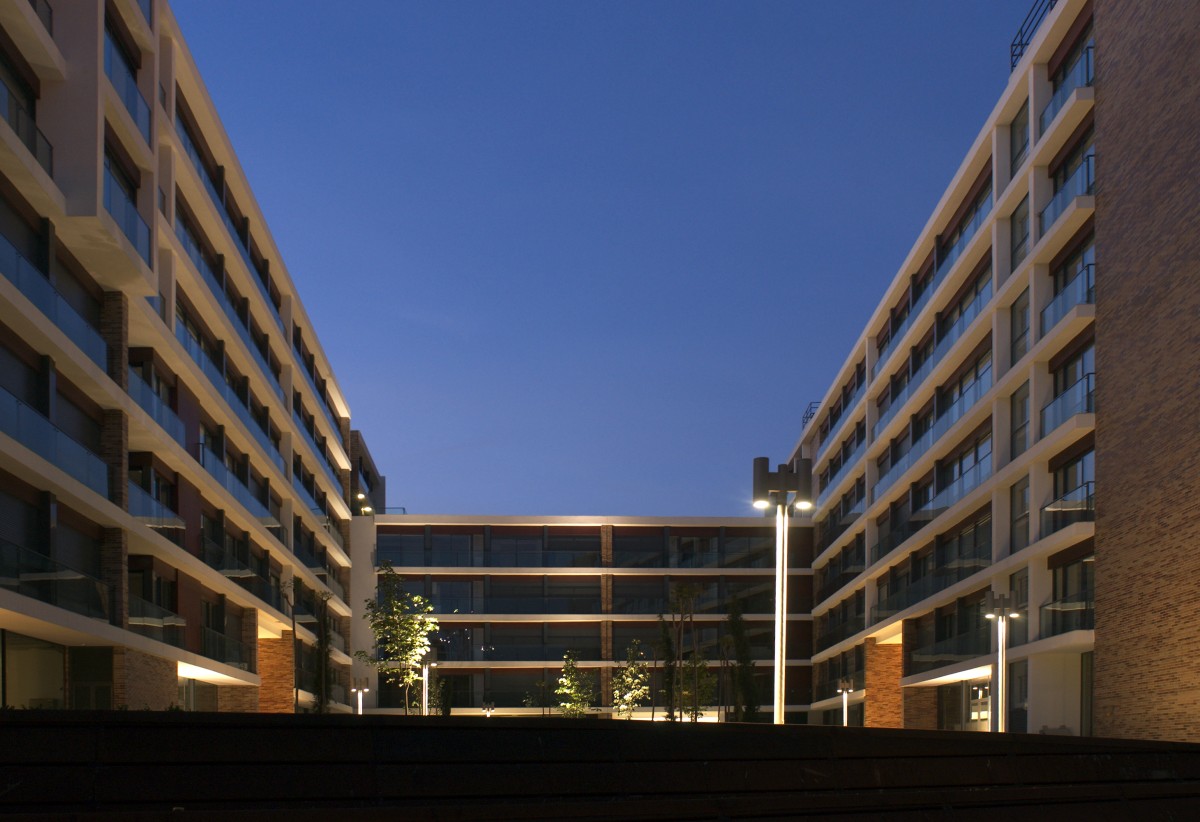 Vão nascer 74 apartamentos em Alcântara num terreno que a EMEL usa como estacionamento