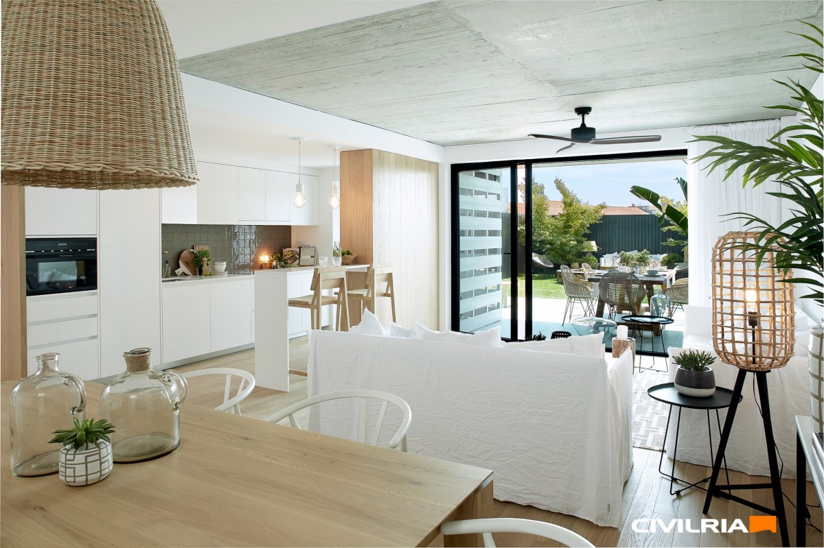 Está a ser construído em Aveiro um empreendimento com 164 apartamentos... junto ao mar 