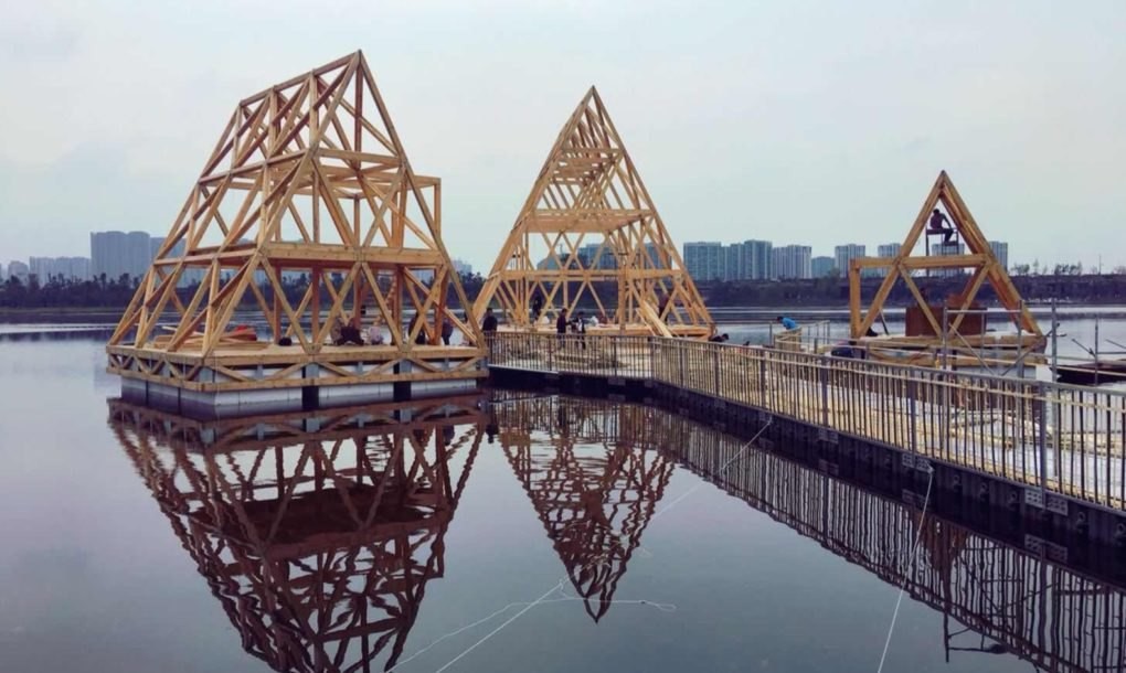 Desenhada por Kunle Adeyemi 