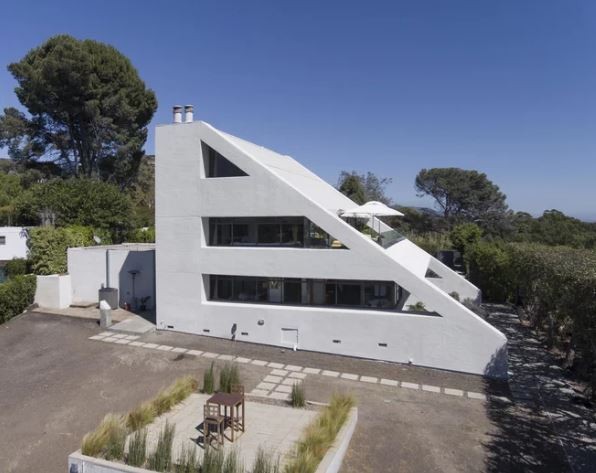 Uma casa ou uma nave espacial?