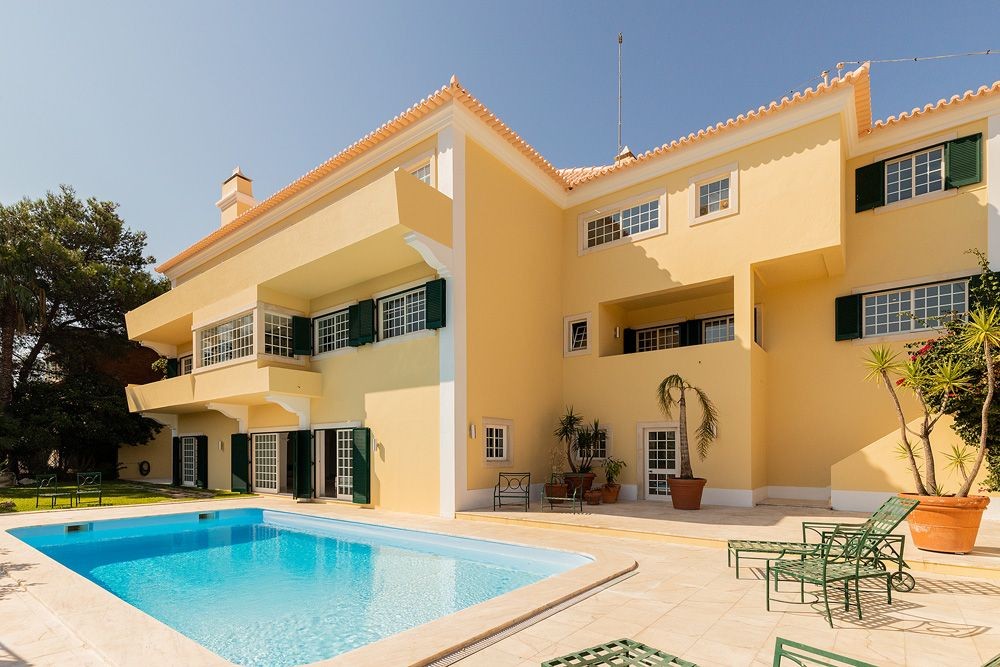 Discover the best luxury properties for sale in Portugal