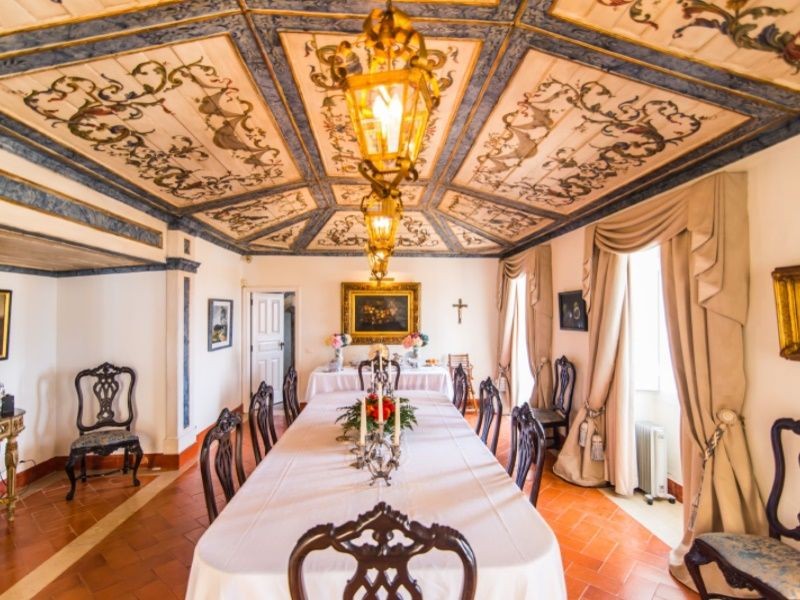 Klassisch eingerichteter Speisesaal