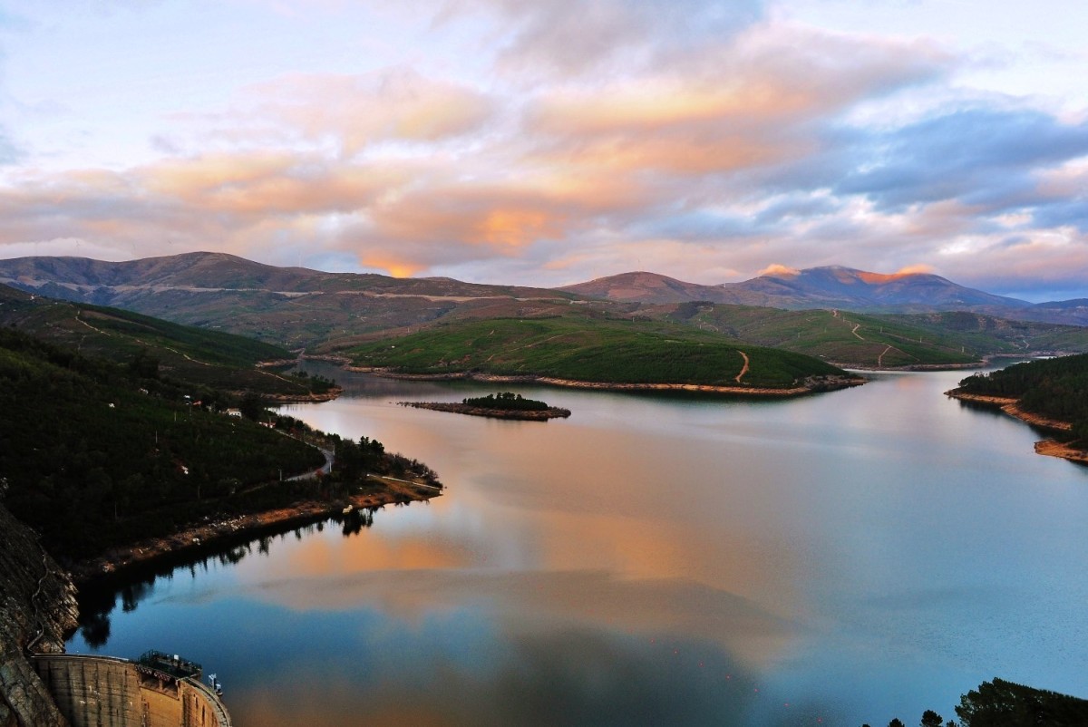 É nestes 10 municípios portugueses que é mais caro e barato comprar casa