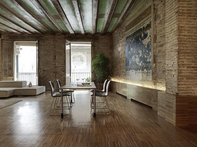 A moda do interiorismo “inacabado” sem que a casa pareça em ruínas
