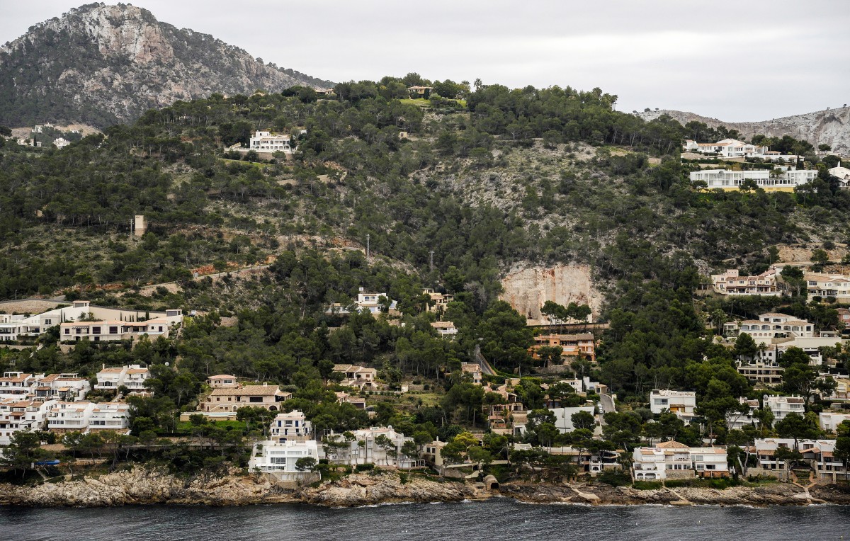 A Villa Jasmín fica na urbanização de Las Brisas