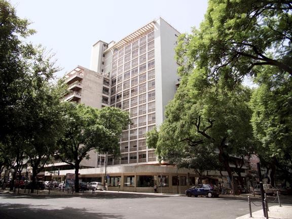 Palácios, conventos e edifício do Ministério da Educação vão ser residências universitárias