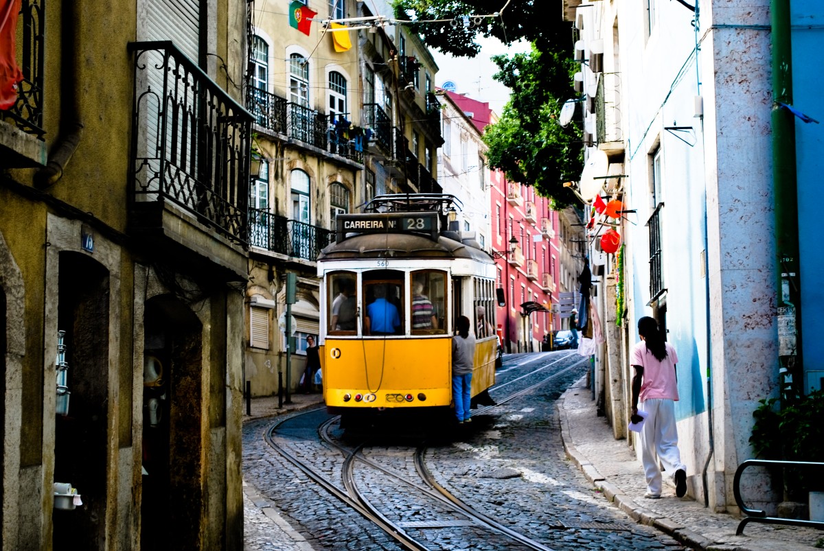 Transações imobiliárias vão cair em 2019 e ajudar a estabilizar preços 