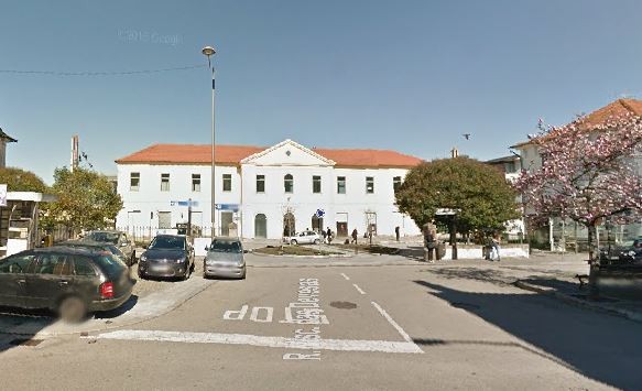 CP põe à venda palacete em Gaia e apartamento no Porto por 809 mil euros