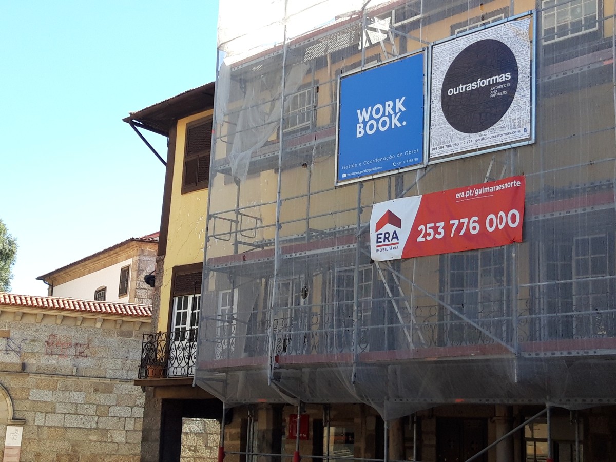 Forte procura em Guimarães leva promotores a trocar investimentos turísticos por habitação