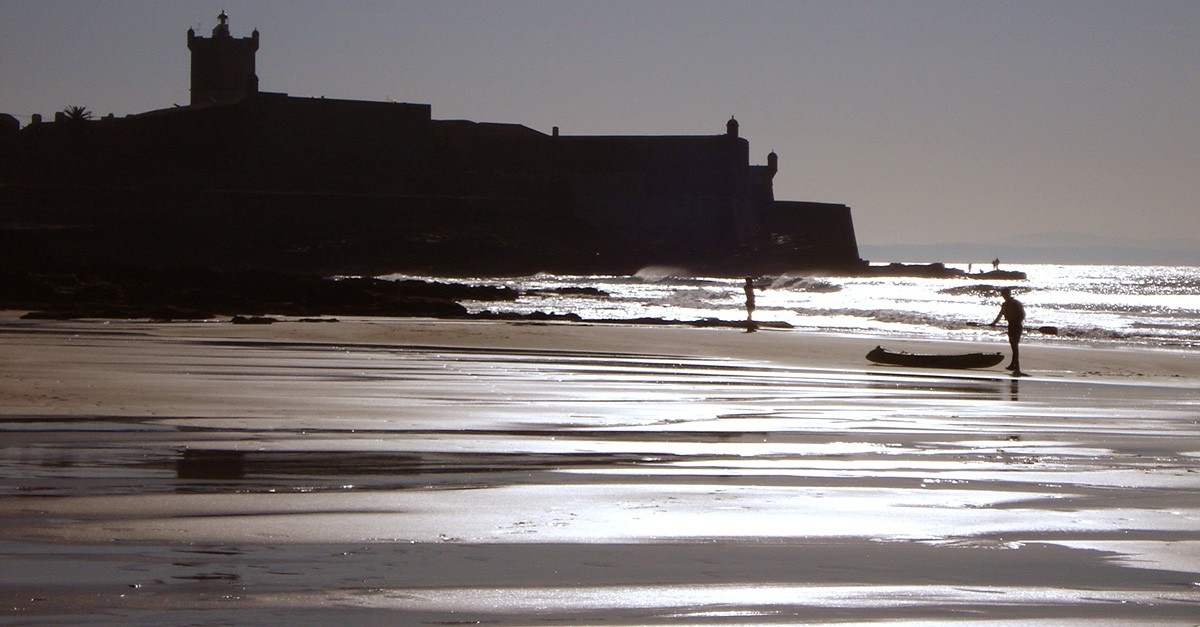 The best beach for surfing really close to Lisbon 