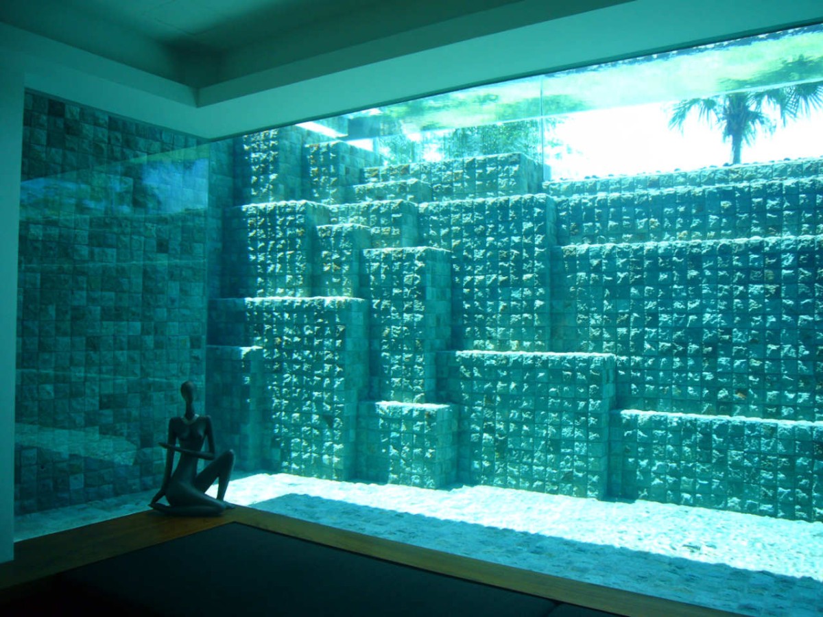 Detalhes de decoração da piscina