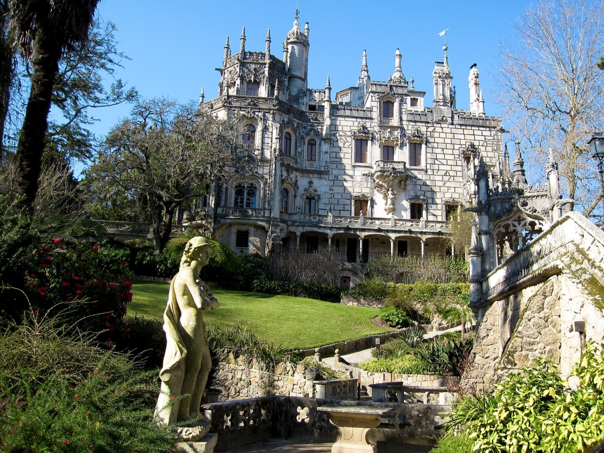 Il palazzo Quinta da Regaleira, a un'ora da Lisbona / Wikimedia commons