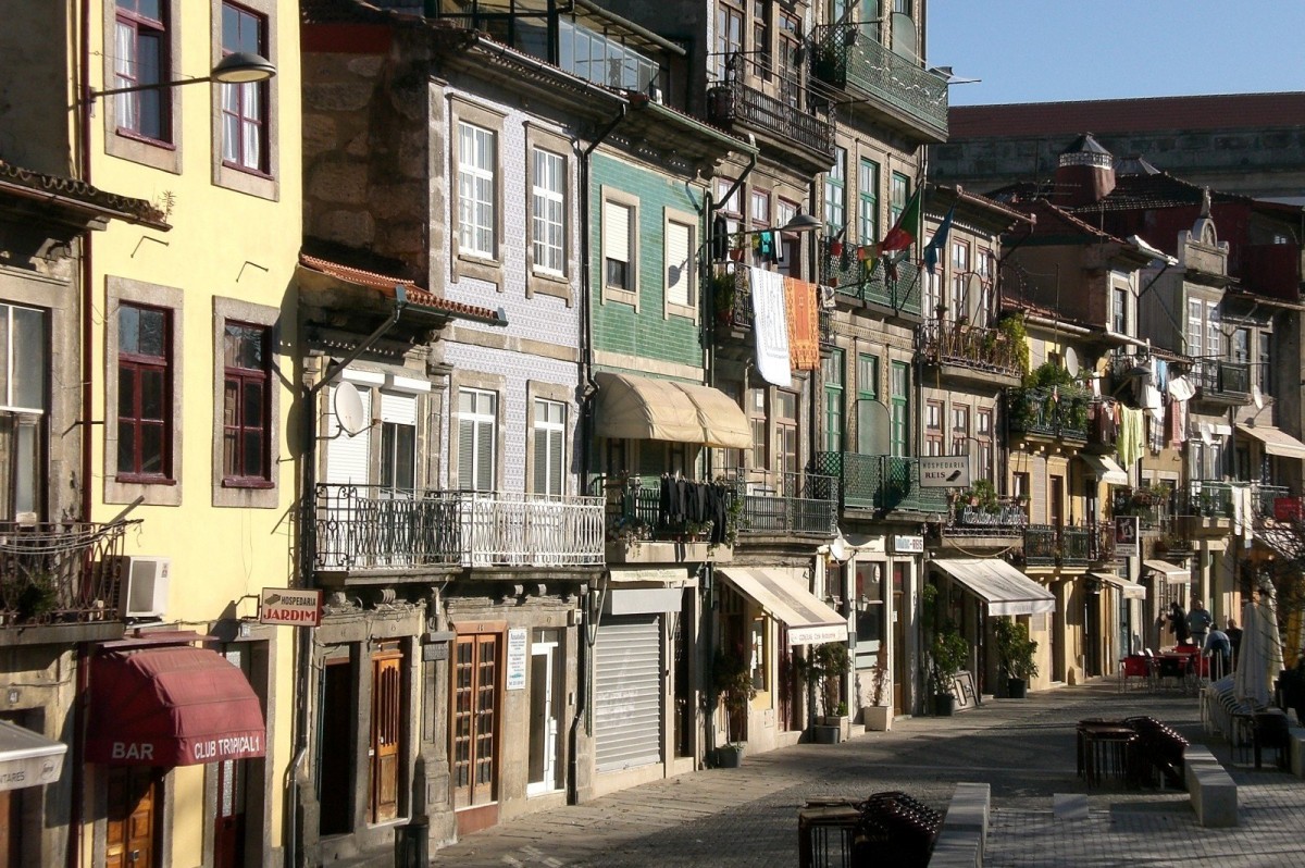 Investimento imobiliário no centro do Porto cresce 25% num ano - mais transações e mais caras