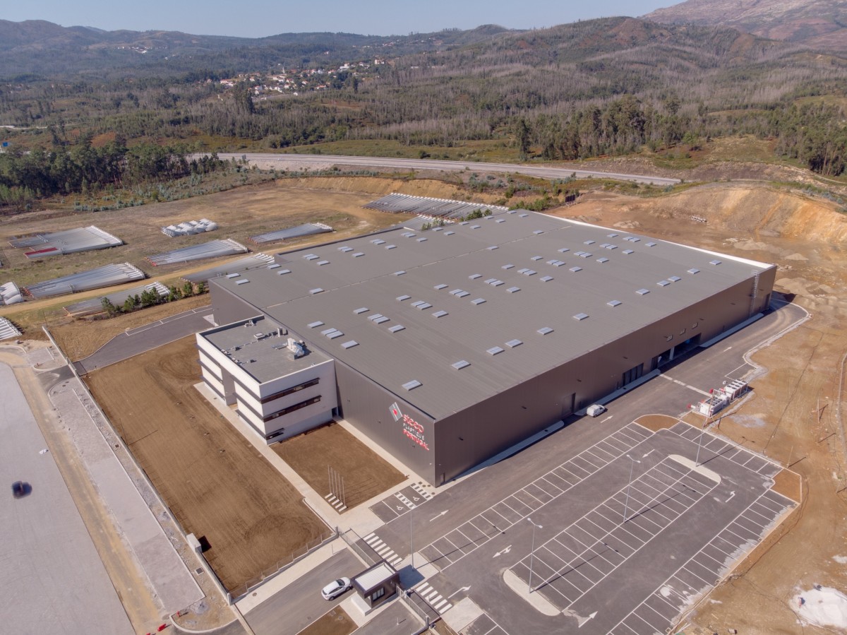 "Falta de mão de obra e burocracia são as maiores limitações à construção"