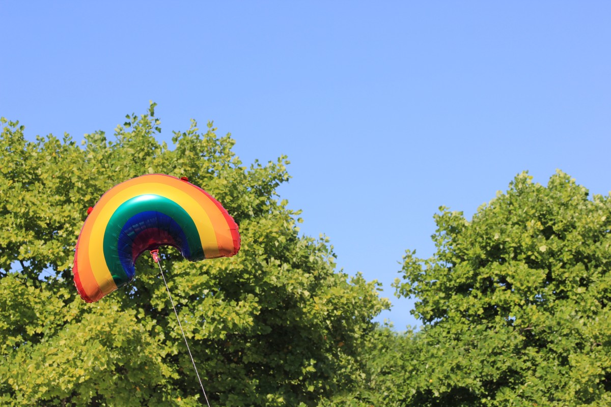 Portugal é o país mais gay friendly do mundo: quanto custa viver nos bairros arco-íris da capital?