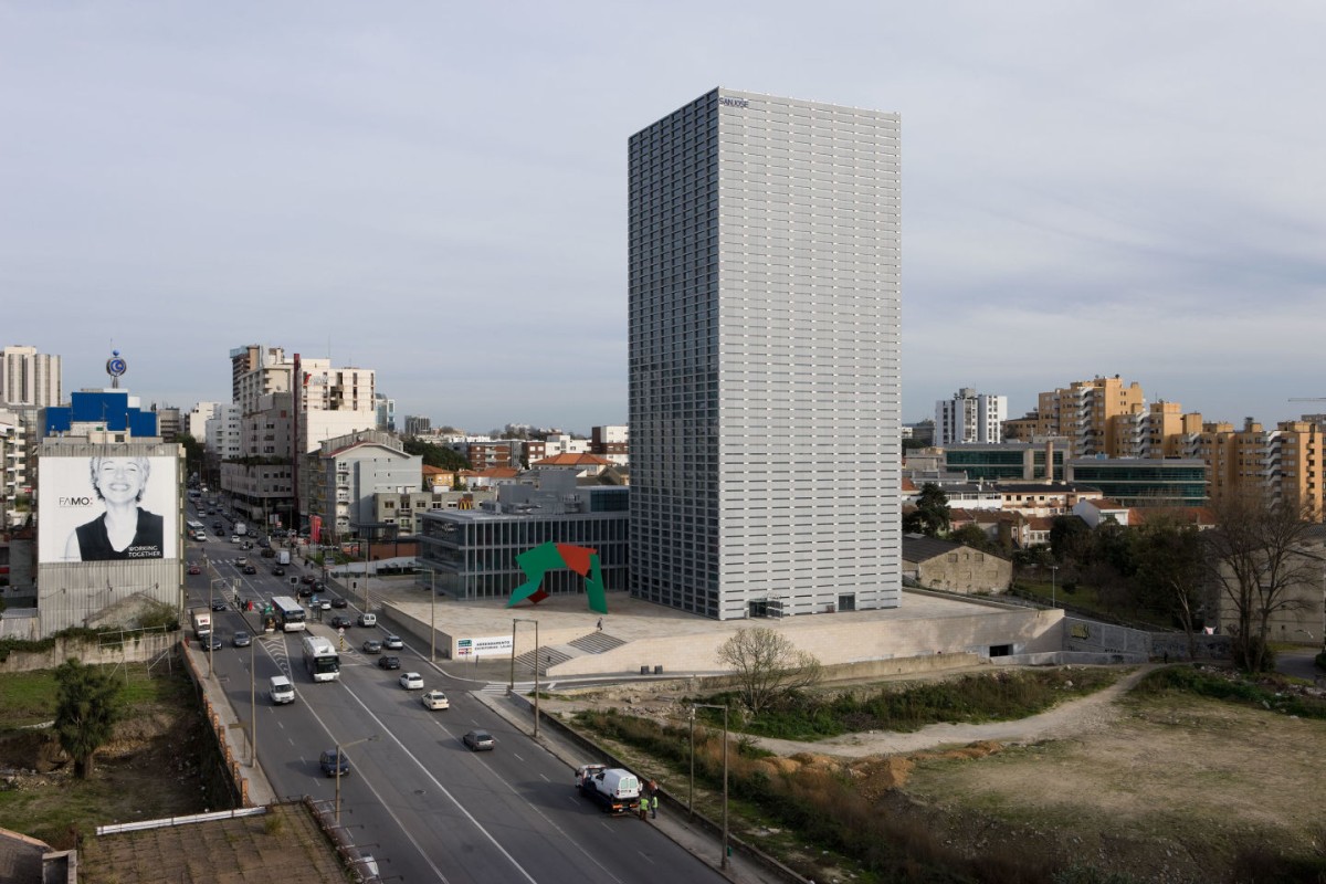 Banco ING “aterra” no Porto: financia a Värde Partners na compra da Torre Burgo