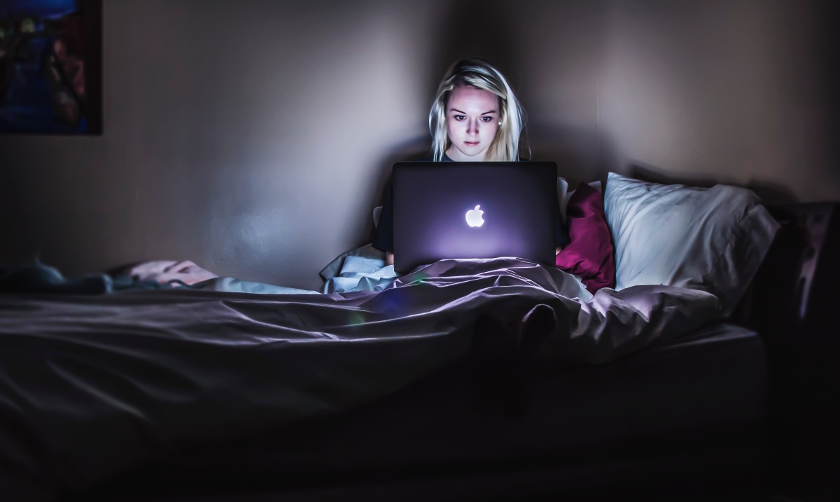 Sempre ligado “à rede”? Cuidado com as horas de trabalho a mais