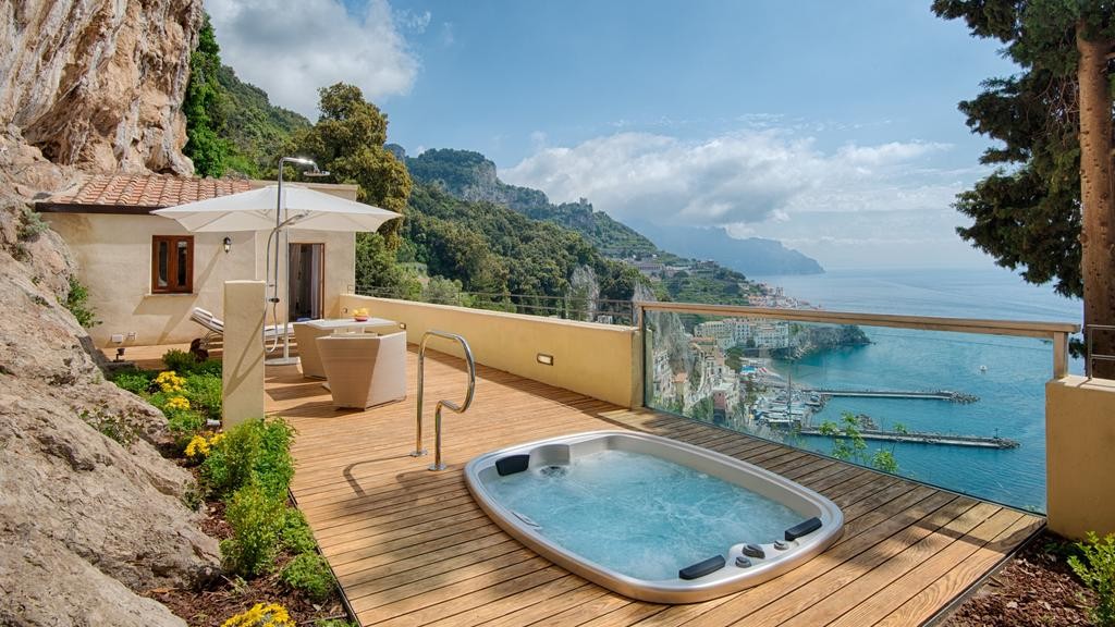 Com jacuzi incluído