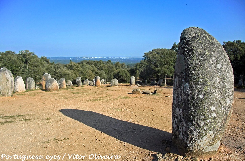 Monument mégalithique de Cromeleque dos Almendres au Portugal / portugais_eyes / Flickr