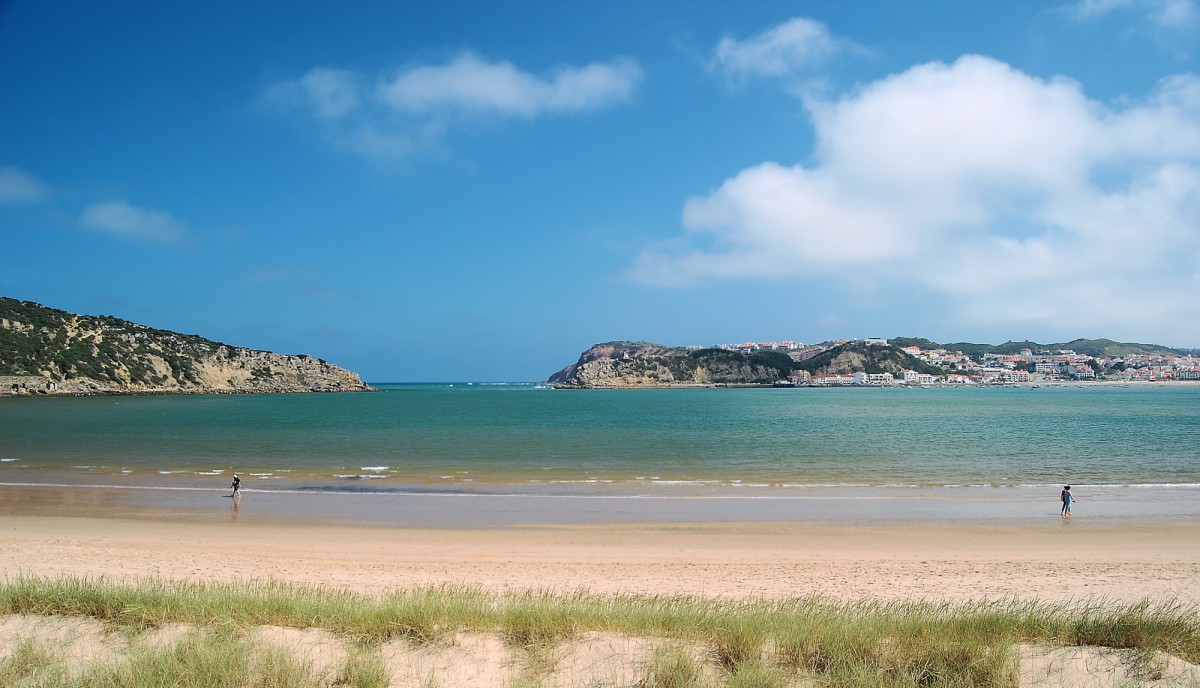 Praia das Crianças / Wikimedia commons