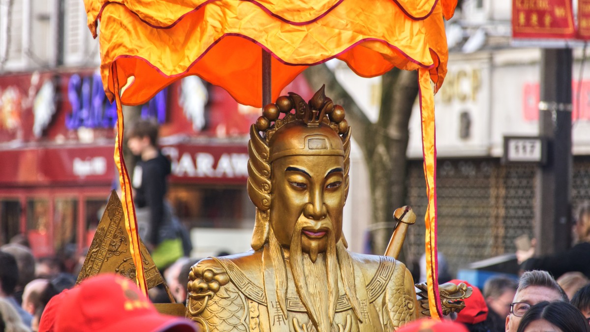 Investimento dos vistos gold cai a pique no primeiro semestre - chineses mantêm liderança