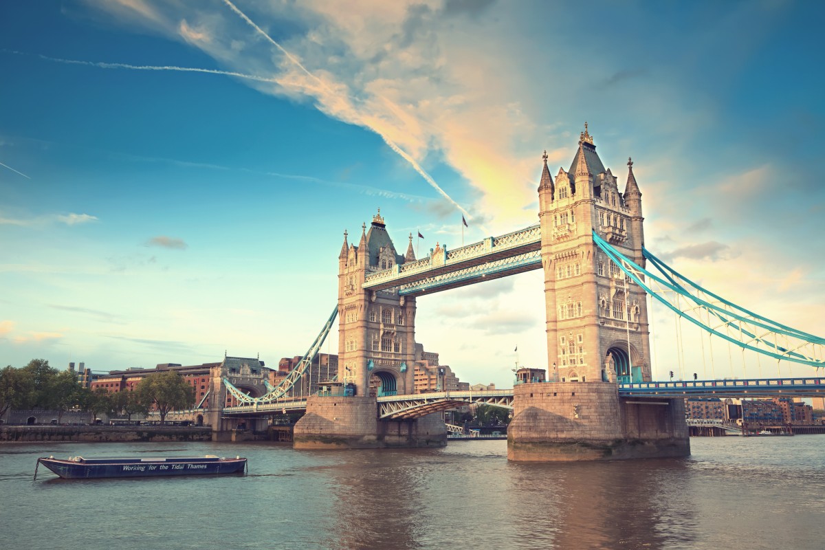 Pressão imobiliária chega à água – viver em barcos em Londres também já é caro