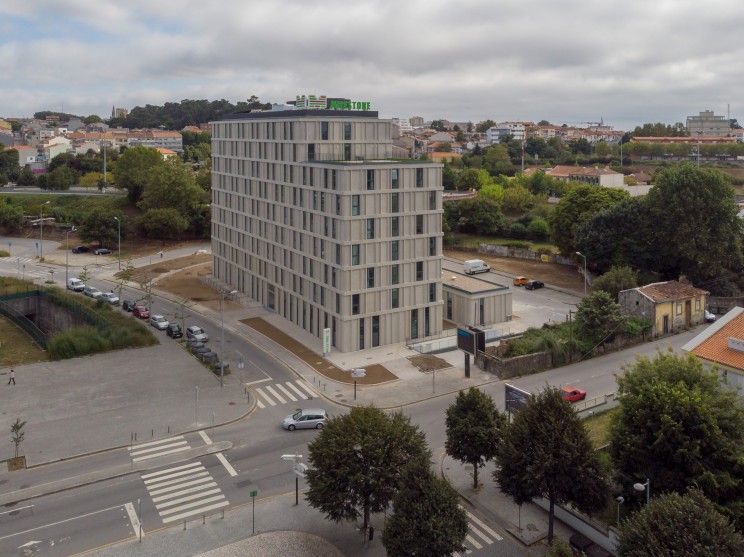 A odisseia do alojamento universitário: onde (ainda) há oferta e a que preços