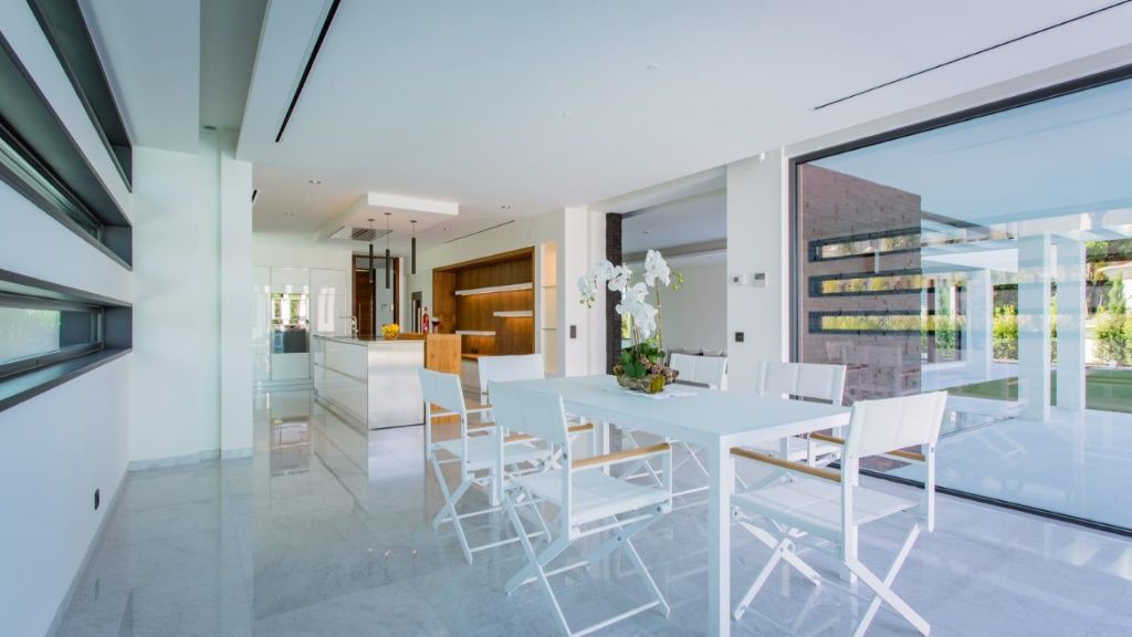 Open kitchen with dining area