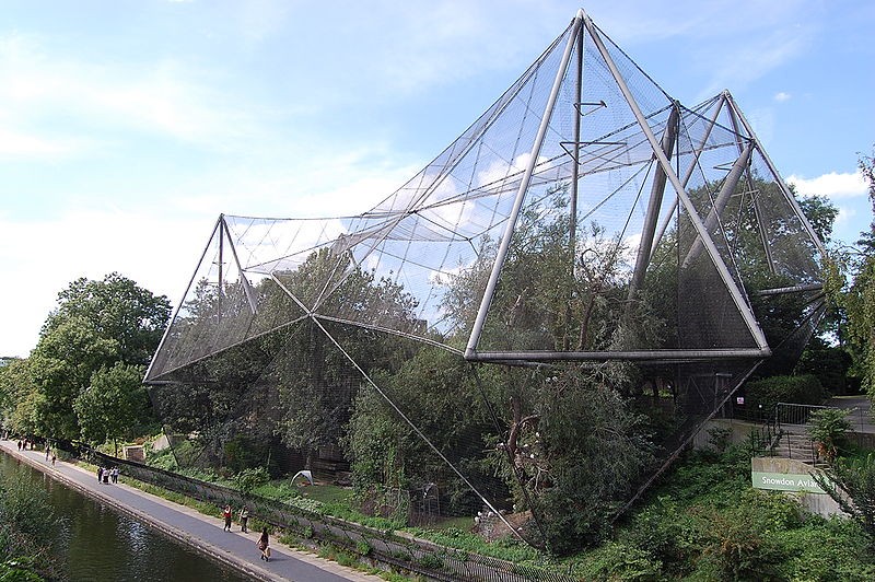 1. Aviário do Zoo de Londres. Cendric Pirce, 1961 