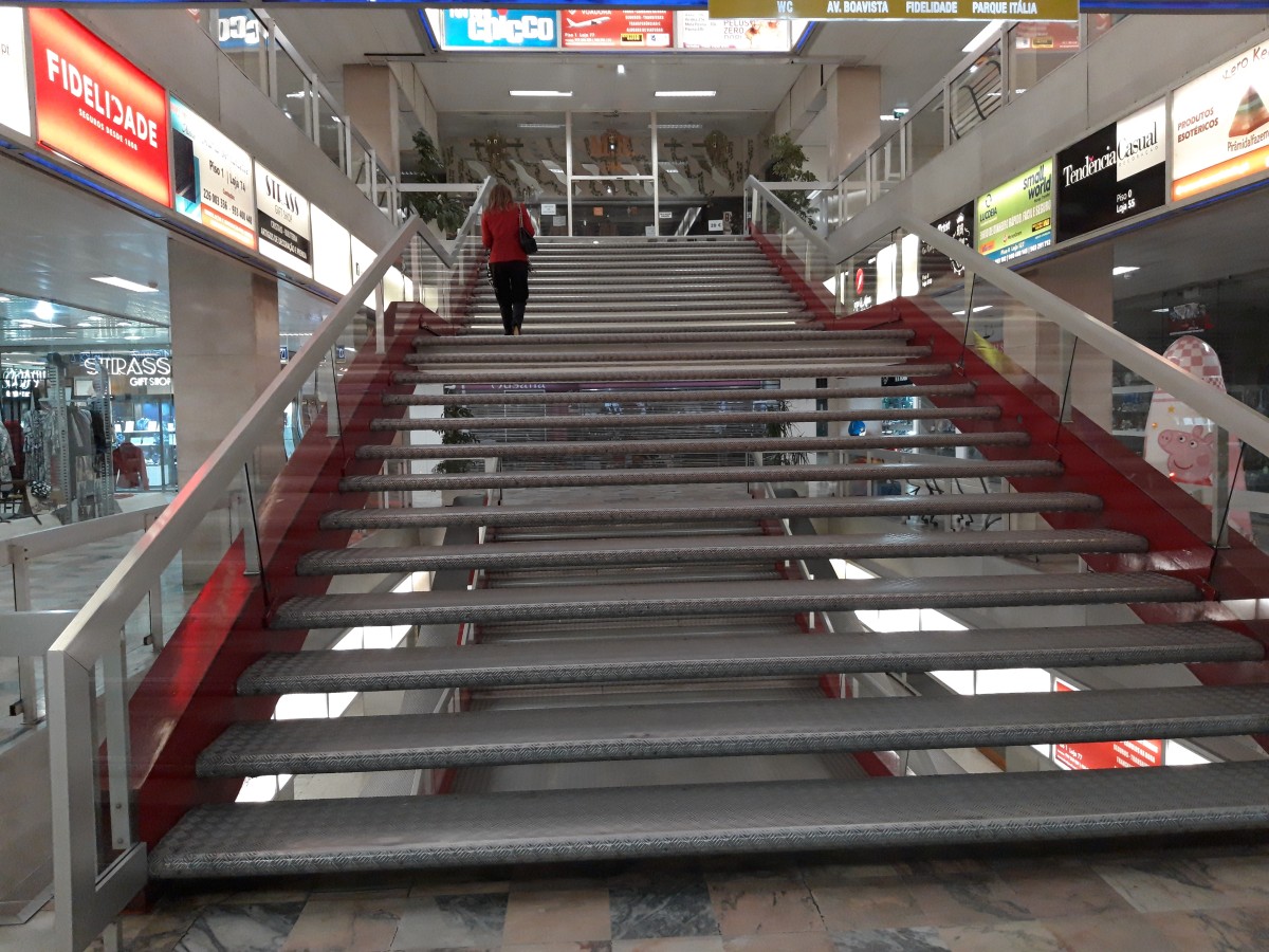 Shopping Brasília moderniza-se, mantendo ADN, para estar sempre no coração dos portuenses