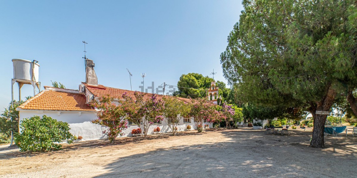 Tem 620 m2 construídos