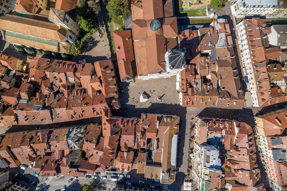 No centro da cidade