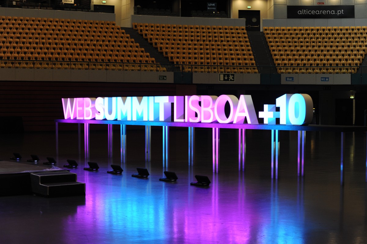 Web Summit em tendas, por causa de atrasos na expansão da FIL