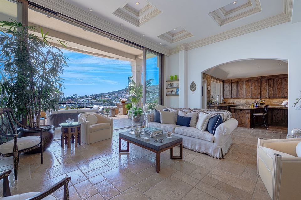 Com uma ampla janela