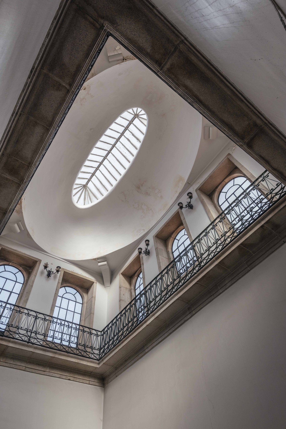 Palácio de São Bento da Vitória volta a estar à venda no mercado - por sete vezes mais