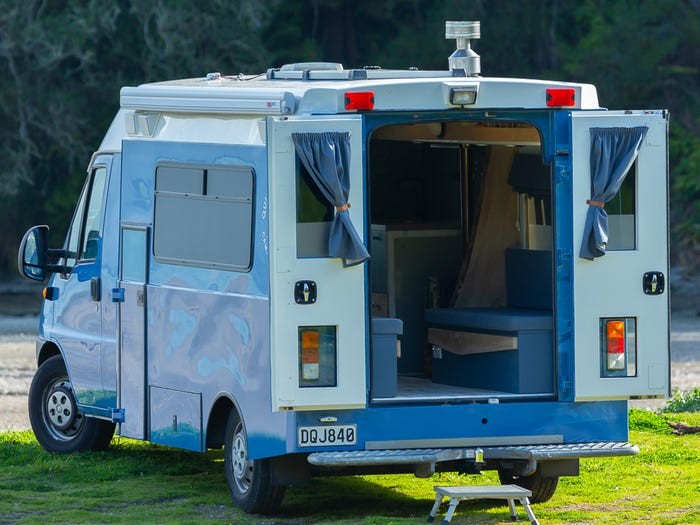 Foi transformada numa autocaravana