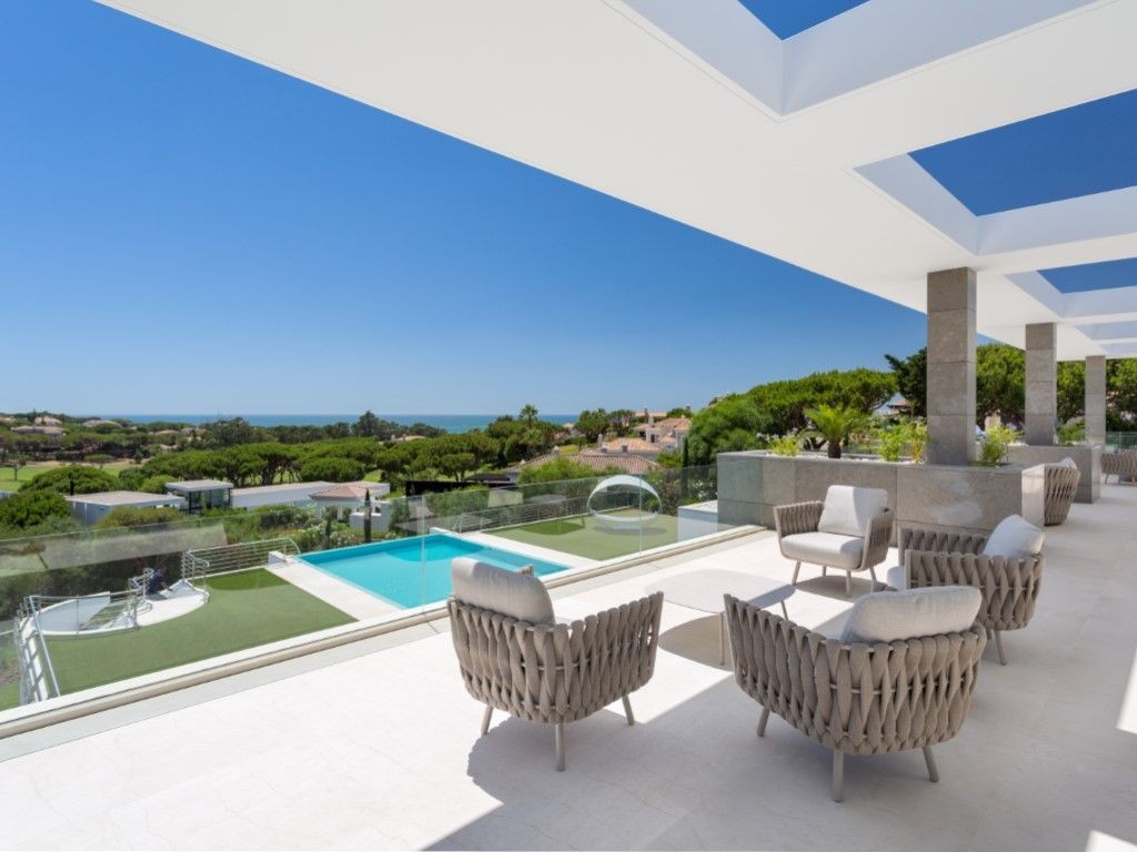 Luxury villa for sale with sea views