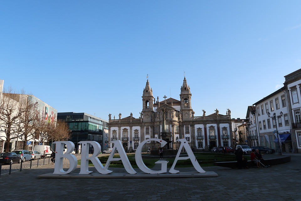 Braga, Amadora e Gaia a “todo o vapor”: preço das casas dispara mais de 20%