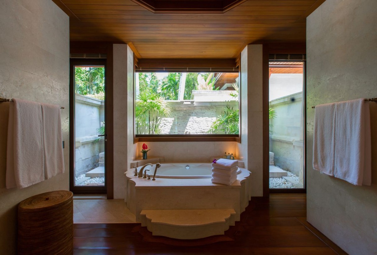 Jacuzzi