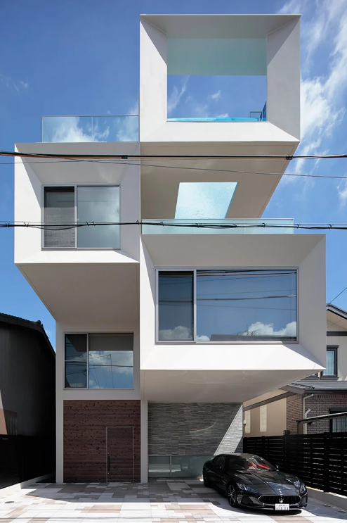 Uma casa feita com cubos empilhados